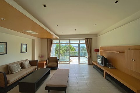 Condominio de 2 dormitorios en Hua Hin, Tailandia № 168664 - foto 3