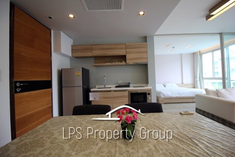 Condominio de 1 dormitorio en Hua Hin, Tailandia № 168661 - foto 16