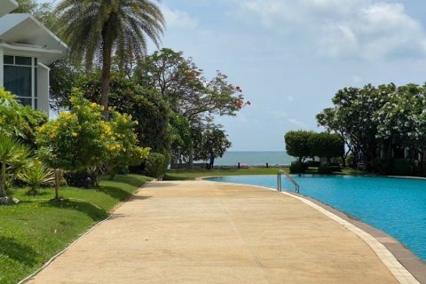 Condominio de 4 dormitorios en Hua Hin, Tailandia № 168659 - foto 2