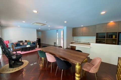Condominio de 4 dormitorios en Hua Hin, Tailandia № 168659 - foto 9
