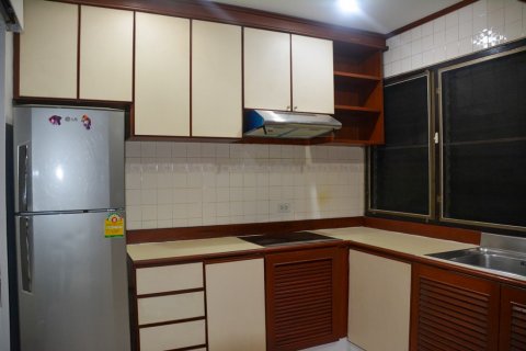 Condominio de 3 dormitorios en Bangkok, Tailandia № 66169 - foto 7