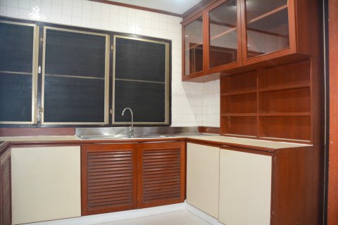 Condominio de 3 dormitorios en Bangkok, Tailandia № 66169 - foto 6