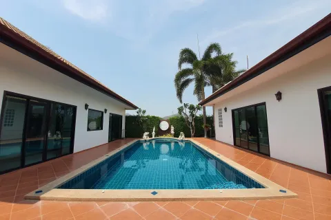 Chalet de 4 dormitorios en Hua Hin, Tailandia № 160580