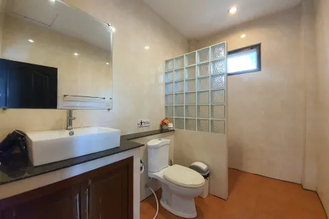 Chalet de 4 dormitorios en Hua Hin, Tailandia № 160580 - foto 17