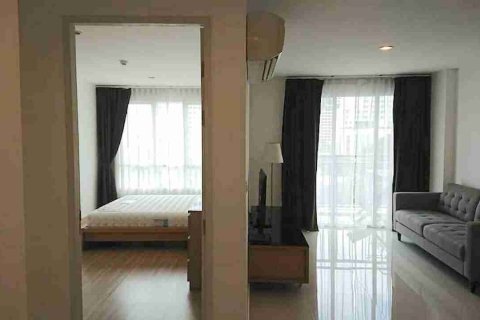 Condominio de 1 dormitorio en Bangkok, Tailandia № 183656
