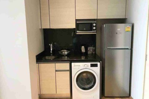 Condominio de 1 dormitorio en Bangkok, Tailandia № 183657 - foto 12