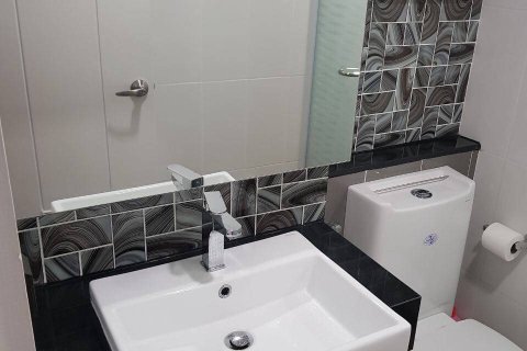 Condominio de 1 dormitorio en Jomtien Beach, Pattaya, Tailandia № 204507 - foto 4