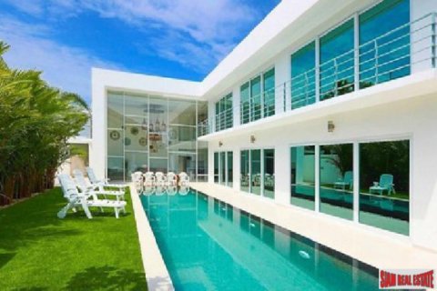 Villa in Pattaya, Thailand 5 Schlafzimmer № 202976