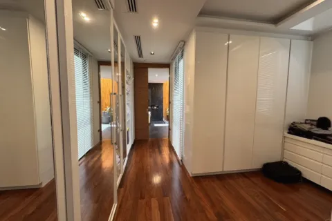 Casa de 4 dormitorios en Bangkok, Tailandia № 202980 - foto 3