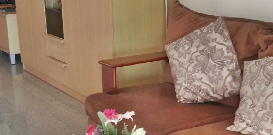 Studio dans le Condo à Pattaya, Thaïlande  № 204187