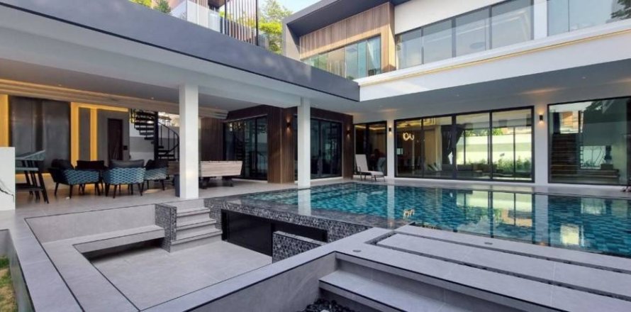 Chalet de 7 dormitorios en Sattahip, Tailandia № 157834
