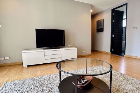 Condominio de 2 dormitorios en Watthana, Bangkok, Tailandia № 57980 - foto 2
