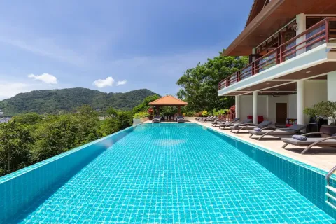 Chalet de 7 dormitorios en Patong, Tailandia № 190629 - foto 3