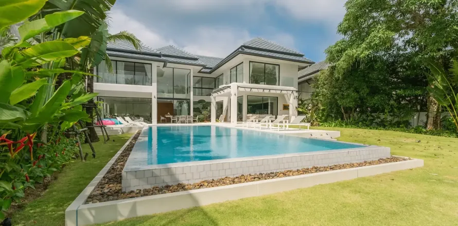 Chalet de 5 dormitorios en Bang Tao, Tailandia № 190631