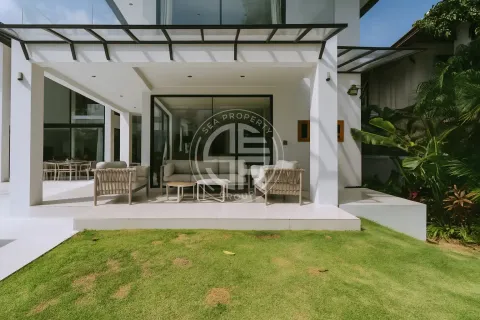 Chalet de 5 dormitorios en Bang Tao, Tailandia № 190631 - foto 14