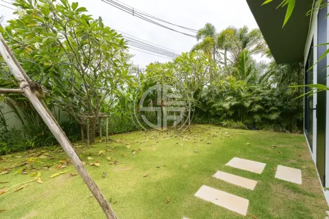 Chalet de 5 dormitorios en Bang Tao, Tailandia № 190631 - foto 16