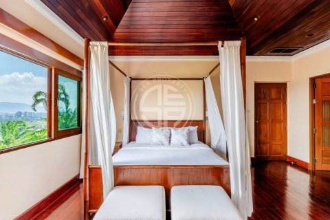 Chalet de 5 dormitorios en Layan Beach, Tailandia № 190632 - foto 15