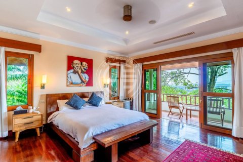 Chalet de 5 dormitorios en Layan Beach, Tailandia № 190632 - foto 9