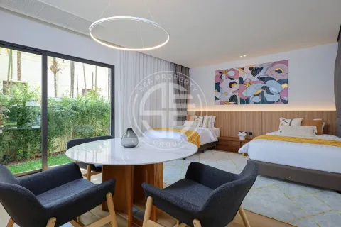 Chalet de 4 dormitorios en Phuket, Tailandia № 190633 - foto 14