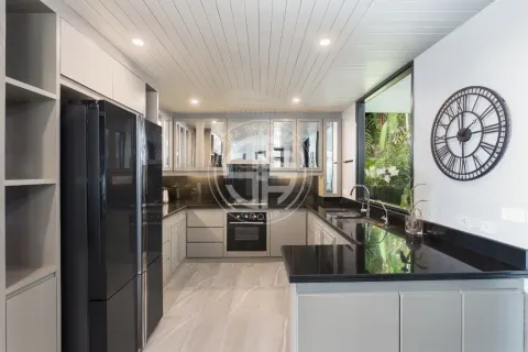 Chalet de 5 dormitorios en Phuket, Tailandia № 190634 - foto 7