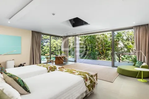 Chalet de 5 dormitorios en Layan Beach, Tailandia № 190630 - foto 12
