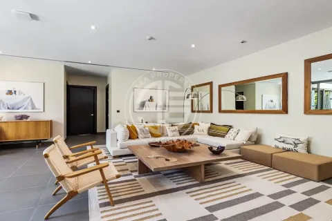 Chalet de 5 dormitorios en Layan Beach, Tailandia № 190630 - foto 5