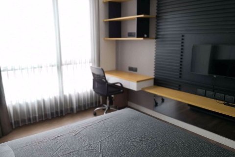 Condominio de 2 dormitorios en Phra Khanong, Bangkok, Tailandia № 47831 - foto 7