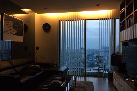 Condominio de 2 dormitorios en Phra Khanong, Bangkok, Tailandia № 47831 - foto 4