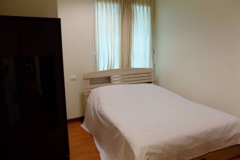 Condo à Khlong Toei, Bangkok, Thaïlande, 3 chambres № 47765 - photo 6