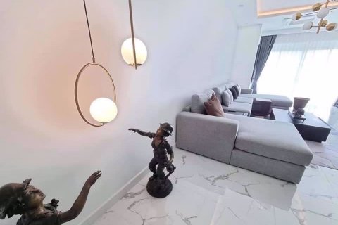 Eigentumswohnung in Watthana, Bangkok, Thailand, 2 Schlafzimmer  № 47766 - Foto 11