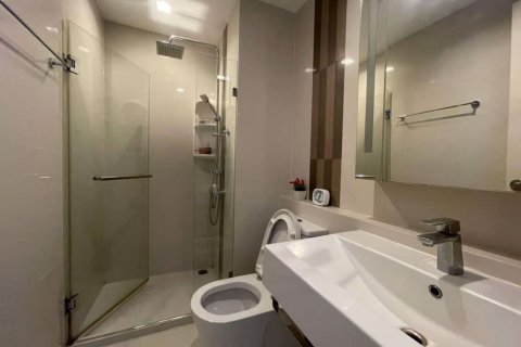 Condominio de 1 dormitorio en Watthana, Bangkok, Tailandia № 47767 - foto 8