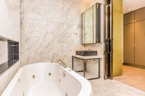 Eigentumswohnung in Khlong San, Bangkok, Thailand, 3 Schlafzimmer  № 134070 - Foto 17