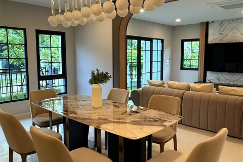 House in Bangkok, Thailand 4 bedrooms № 190282 - photo 7