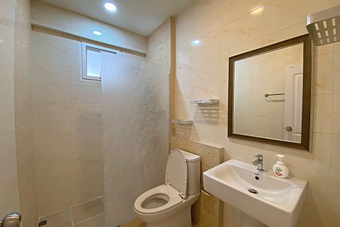Chalet de 3 dormitorios en Hua Hin, Tailandia № 168279 - foto 21