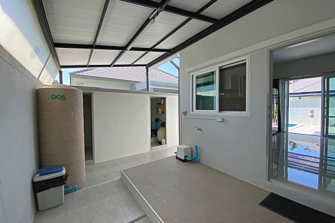 Chalet de 3 dormitorios en Hua Hin, Tailandia № 168279 - foto 10