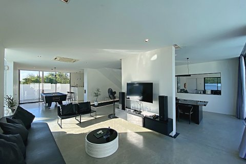 Chalet de 4 dormitorios en Hua Hin, Tailandia № 168278 - foto 15