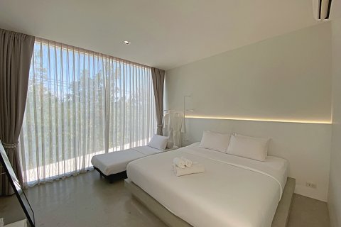 Chalet de 4 dormitorios en Hua Hin, Tailandia № 168278 - foto 25