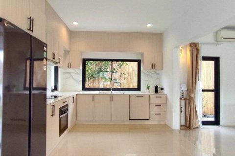 Chalet de 3 dormitorios en Hua Hin, Tailandia № 168280 - foto 9