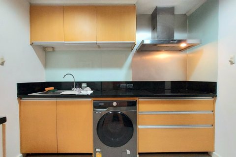 Condo à Khlong Toei, Bangkok, Thaïlande, 2 chambres № 201087 - photo 13