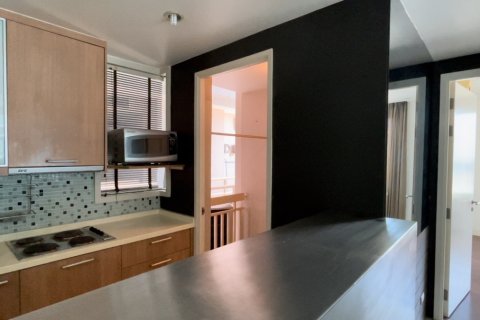 Condo in Ratchathewi, Bangkok, Thailand, 2 bedrooms  № 201086 - photo 5