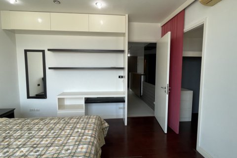 Condo in Ratchathewi, Bangkok, Thailand, 2 bedrooms  № 201086 - photo 8