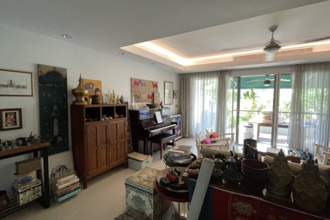 Reihenhaus in Watthana, Bangkok, Thailand 4 Schlafzimmer № 201088 - Foto 6