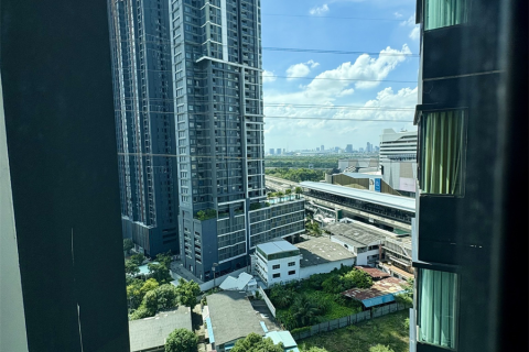 Condominio de 1 dormitorio en Bangkok, Tailandia № 185801 - foto 2