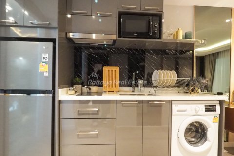 Estudio en el condominio en Bang Lamung, Tailandia № 205225 - foto 2