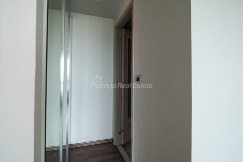 Condominio de 1 dormitorio en Bang Lamung, Tailandia № 205229 - foto 10