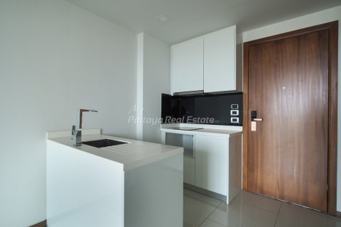 Condominio de 1 dormitorio en Bang Lamung, Tailandia № 205229 - foto 2