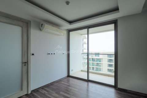 Condominio de 1 dormitorio en Bang Lamung, Tailandia № 205229 - foto 3