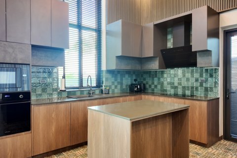 Villa in Pattaya, Thailand 3 bedrooms № 159900 - photo 9