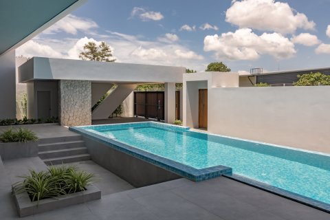 Chalet de 3 dormitorios en Pattaya, Tailandia № 159901 - foto 3