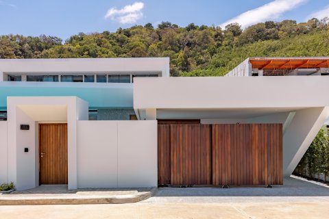 Villa in Pattaya, Thailand 3 bedrooms № 159901